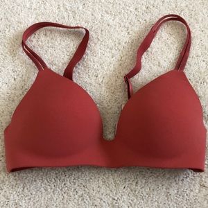 Victoria’s Secret wireless T-shirt bra